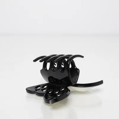 Hair clamp