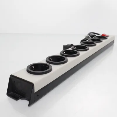 Power strip