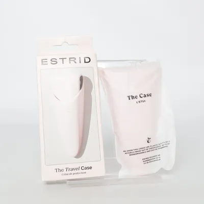 Shaving accessories (The Travel Case) from Estrid