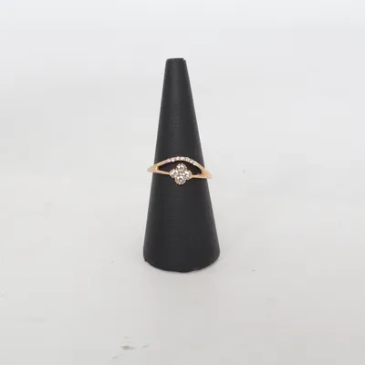 Ring (Guldfärgad) Okänd metall