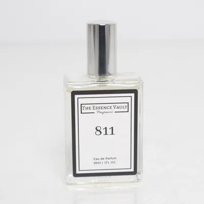 Eau de Parfum (811) van The Essence Vault