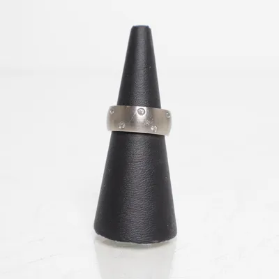 Ring (Silverfärgad) Okänd metall