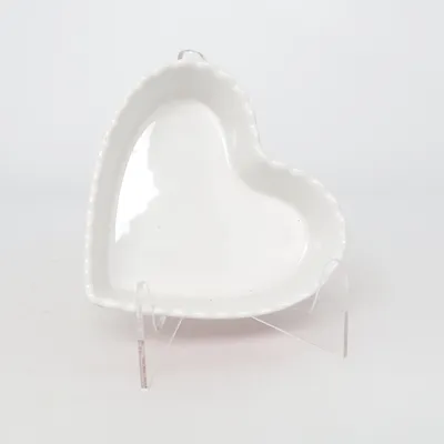 Oven form (Red, White) from Åhléns