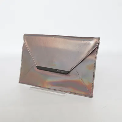 Sminkväska (Silverfärgad) från Mary Kay