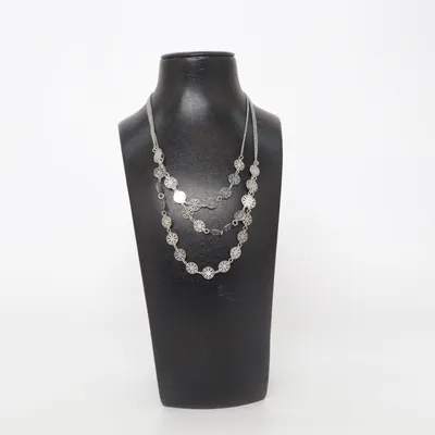 Collier (Gris) Métal inconnu