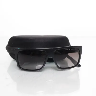Solglasögon (MMJ096/N/S) från Marc by Marc Jacobs