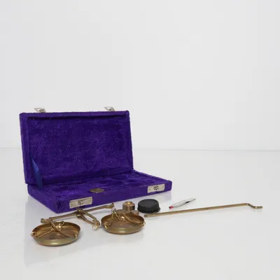 Weight scale (Gold)
