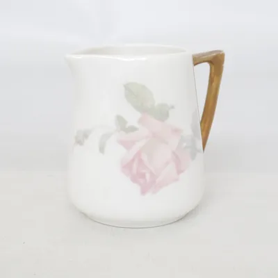 Crémier (Blanc, Rose, Or) de Gustafsberg