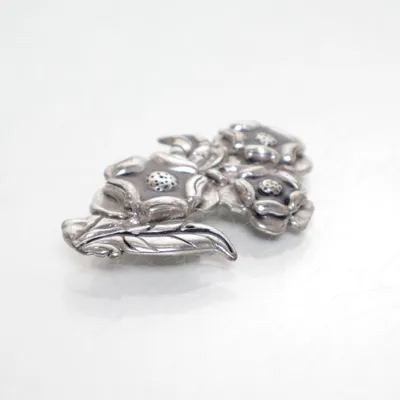 Broche (Grå) Ukendt metal