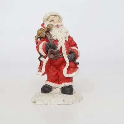 Beeldje (Rood, Wit, Zwart) van Mega