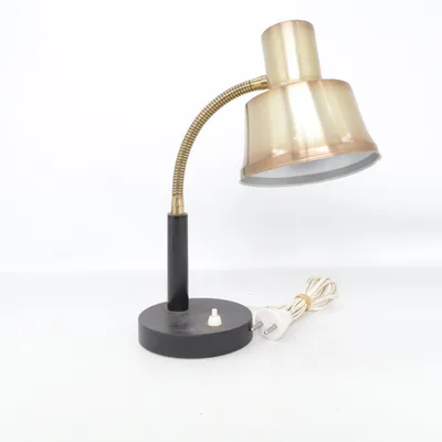 Bordlampe (600) fra Ivars Sweden