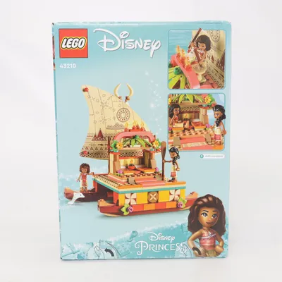 Construction set (Moana's Wayfinding Boat 43210) from LEGO