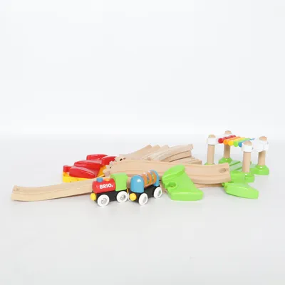 Tågbana (Flerfärgad) från Brio