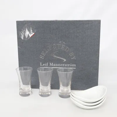 Sake set (Transparant, Wit) van Selected by Leif Mannerström
