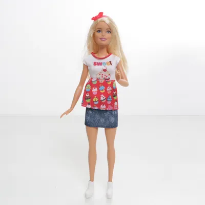 Docka (FHP57) från Mattel