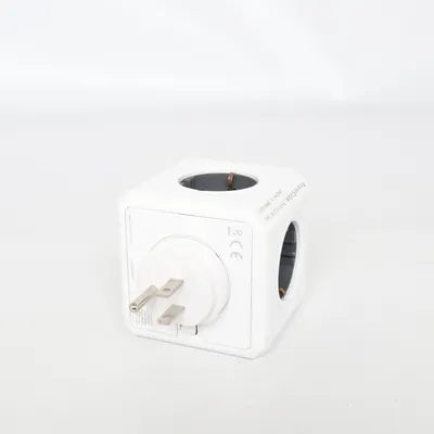 Adapter (PowerCube | ReWirabIe | eco) från Allacacoc