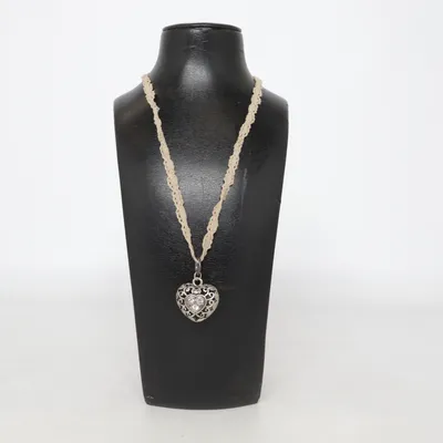 Collier (Beige, Argent) de Våga Métal inconnu