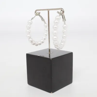 Boucles d'oreilles (Blanc) Métal inconnu