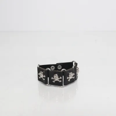 Bracelet (Black, Silver) Unknown metal