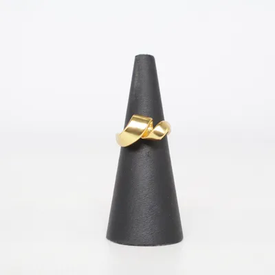 Ring (Gold) from All Blues Unknown metal
