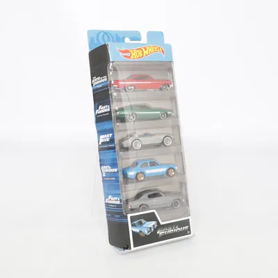 Modellbil (Röd, Grön, Silverfärgad, Blå, Grå) från Hot Wheels