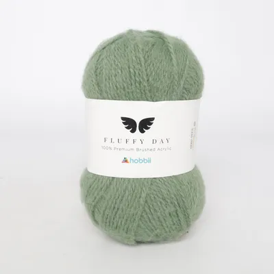 Garn (Fluffy Day) från Hobbii Akryl