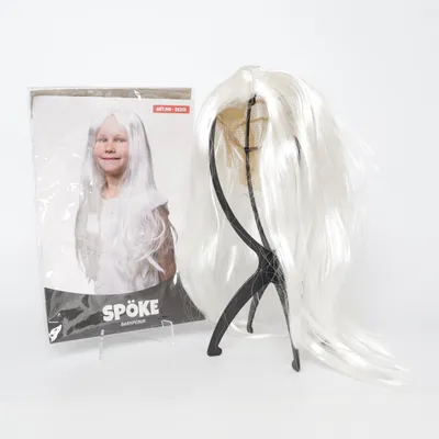 Peruk (Vit) från Buttericks