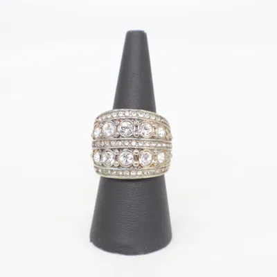 Ring (Silverfärgad) från Dyrberg/Kern Okänd metall