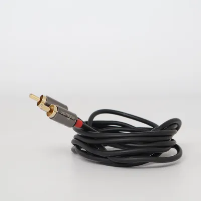 Aux-kabel från Ugreen