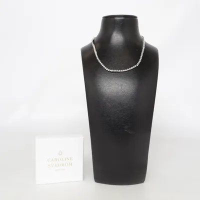 Halsband (Silverfärgad) från Caroline Svedbom Okänd metall