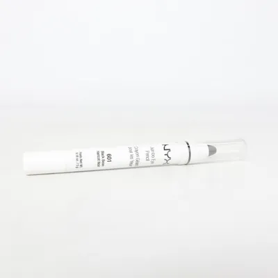 Kohl (Jumbo Eye Pencil) fra NYX