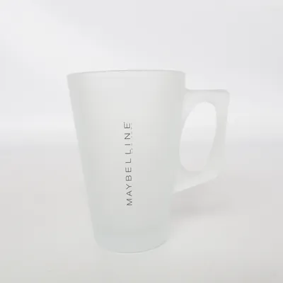 Mugg (Vit) från Maybelline