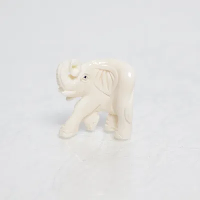 Figurin (Glückselefant handgeschnitzt aus Knochen glückssymbol handschmeichler)