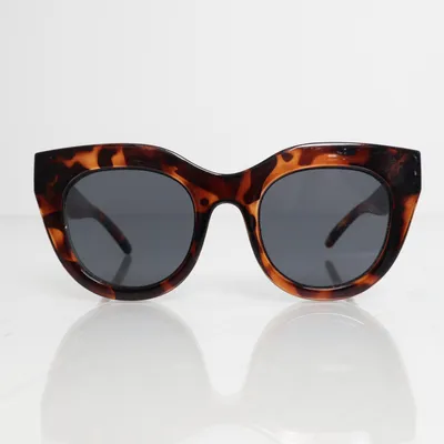 Solglasögon (Brun) från Le Specs