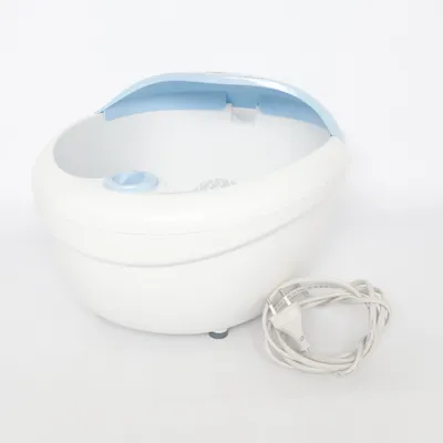 Voetenbad (Wit, Blauw) van Grundig