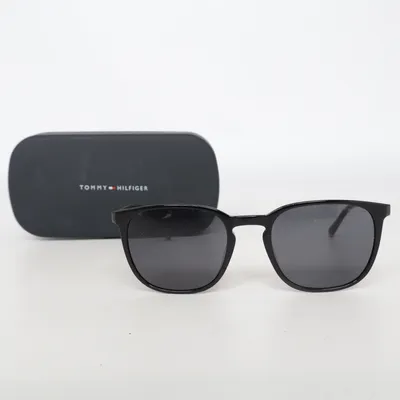 Zonnebril (TH2266/S) van Tommy Hilfiger