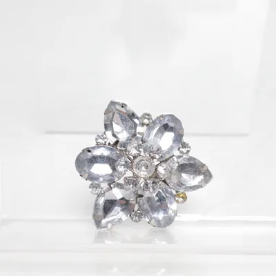 Brosch (Grå) Rostfritt stål