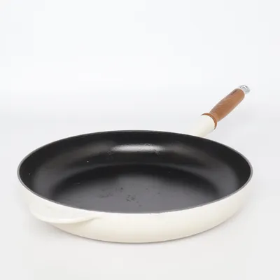 Stekpanna (Vit, Brun, Svart) från Le Creuset