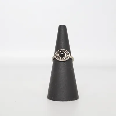 Ring (Sølv, Sort) Ukendt metal