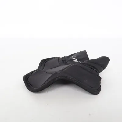 Hockey equipment (Black) from Easton