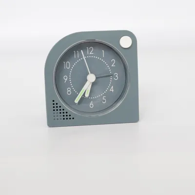 Horloge de table (Tjinga) de IKEA