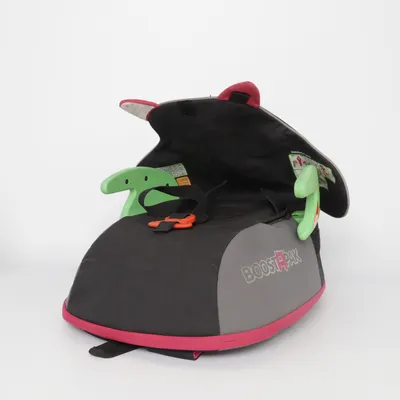 Booster seat (Black, Green, Pink) from Trunki