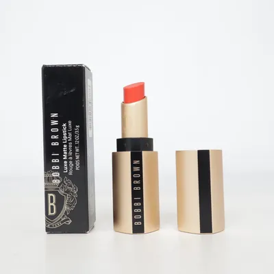 Läppstift (Luxe Matte Lipstick) från Bobbi Brown