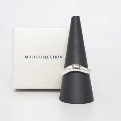 Ring (Silverfärgad) från Muli Collection Okänd metall