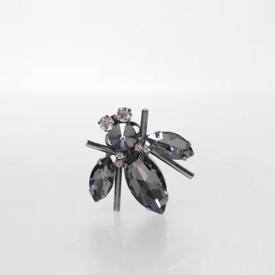 Broche (Sort) Ukendt metal