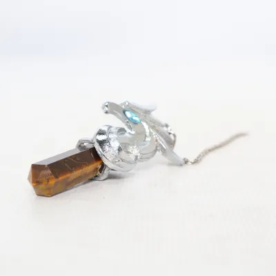Pendentif (Argent, Marron) Métal inconnu