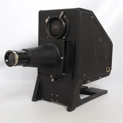 Projector (Janulus-Epidiaskop) from Liesegang
