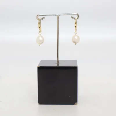 Boucles d'oreilles (Blanc, Or) Métal inconnu