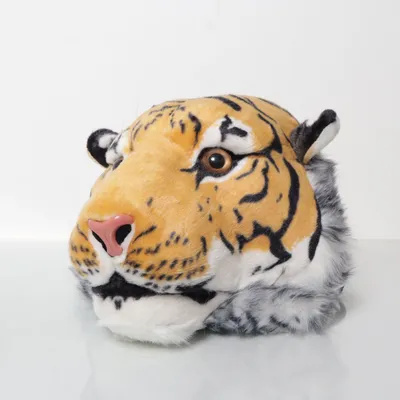 Costume accessories (Orange, White, Gray)