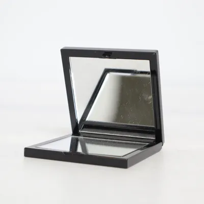 Miroir de poche (Noir) de KIKO Milano